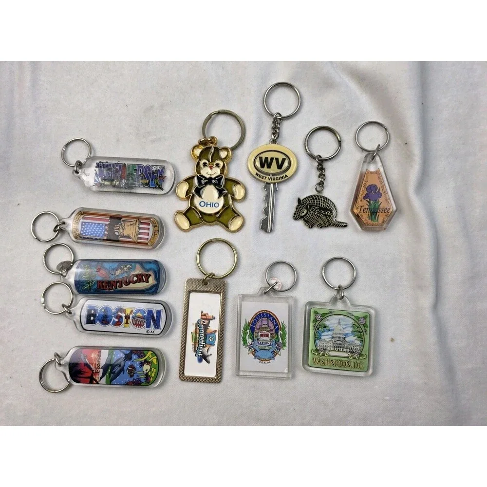 US States Travel Souvenir Keychains Lot (12 Pieces)
